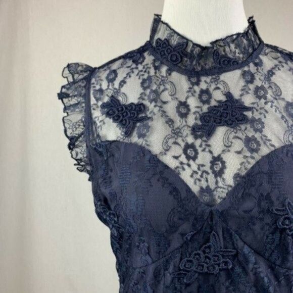 Chelsea28 Lace Ruffle Hem Short Sleeve dress - Picture 7 of 7